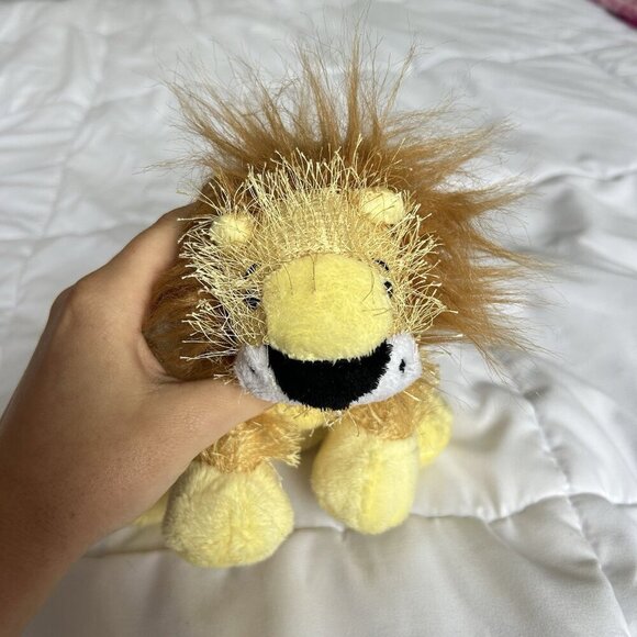 Ganz Webkins Plush Stuffed Animal Lion Yellow HM006 - NO CODE Y2K Retro - Picture 2 of 10